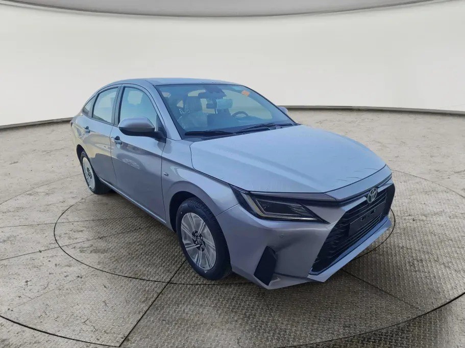Toyota Yaris Y Plus 2026