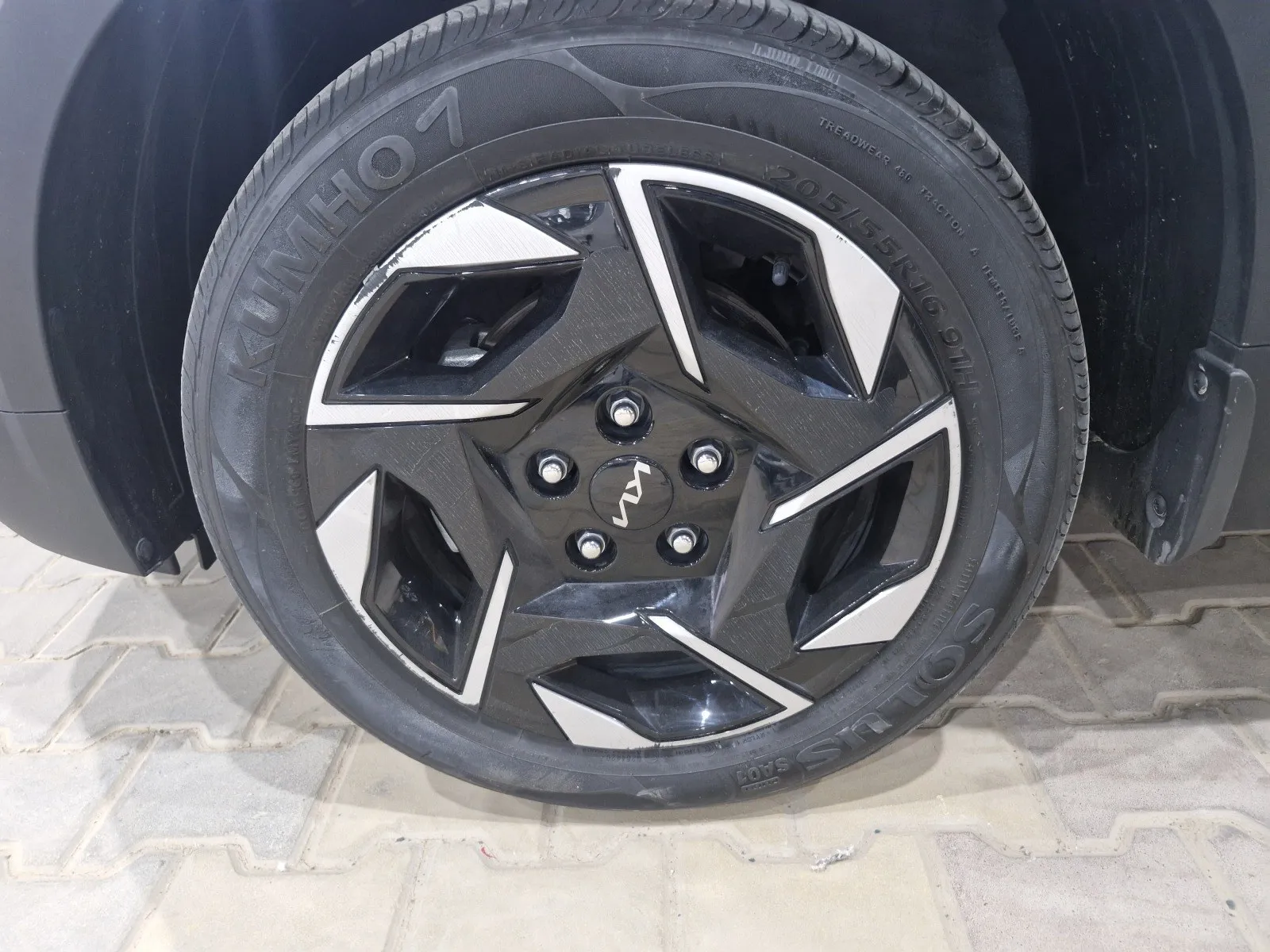 Kia Sonet GL 2024