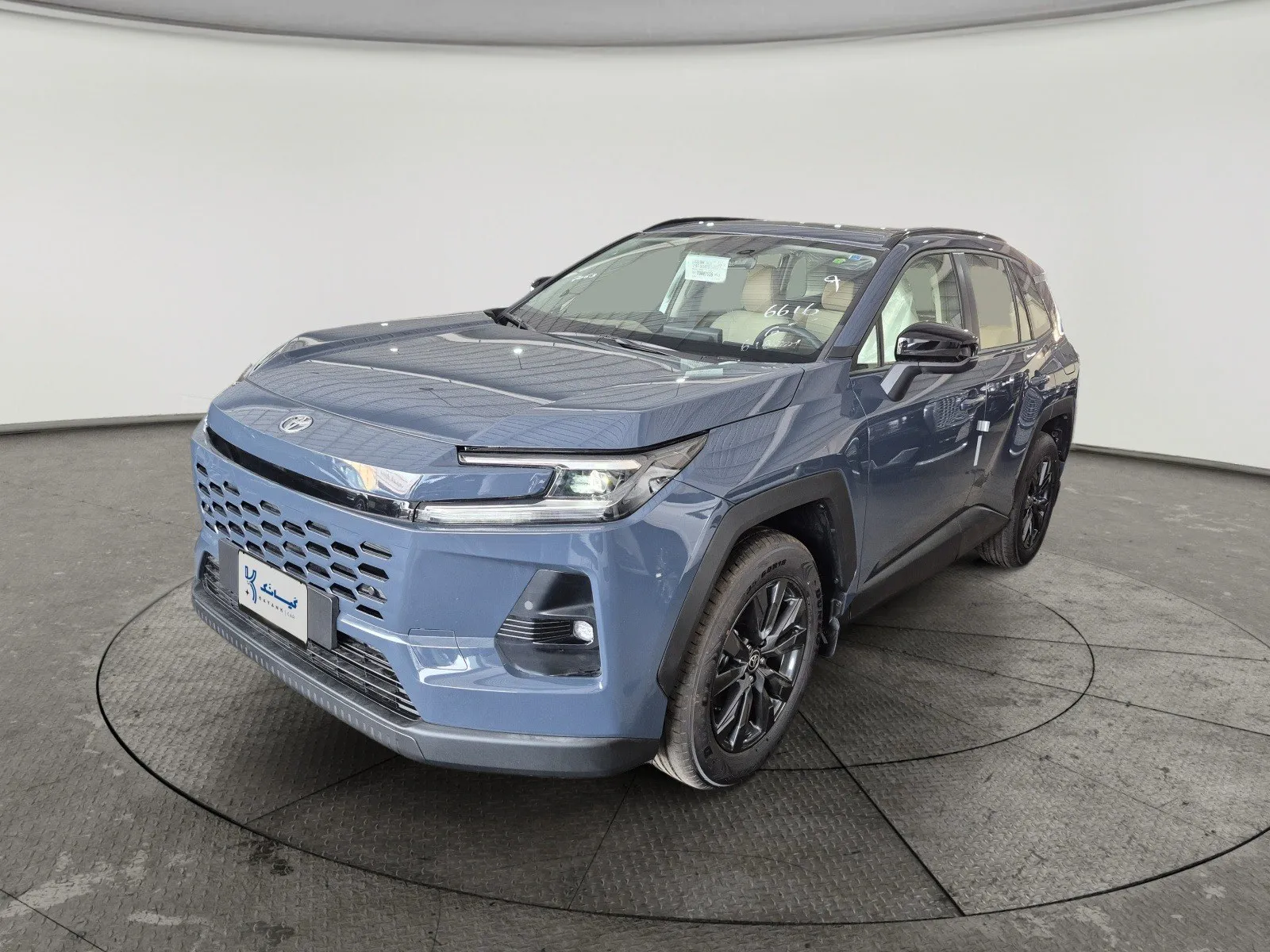 Toyota RAV4 XLE 2026