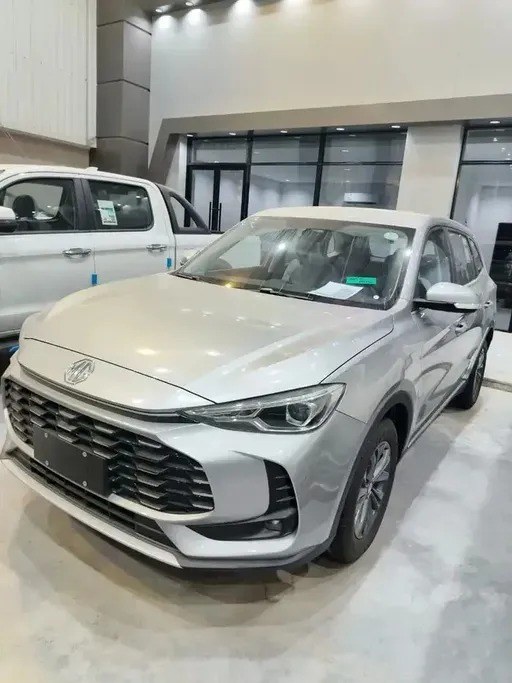 MG ZS STD 2025