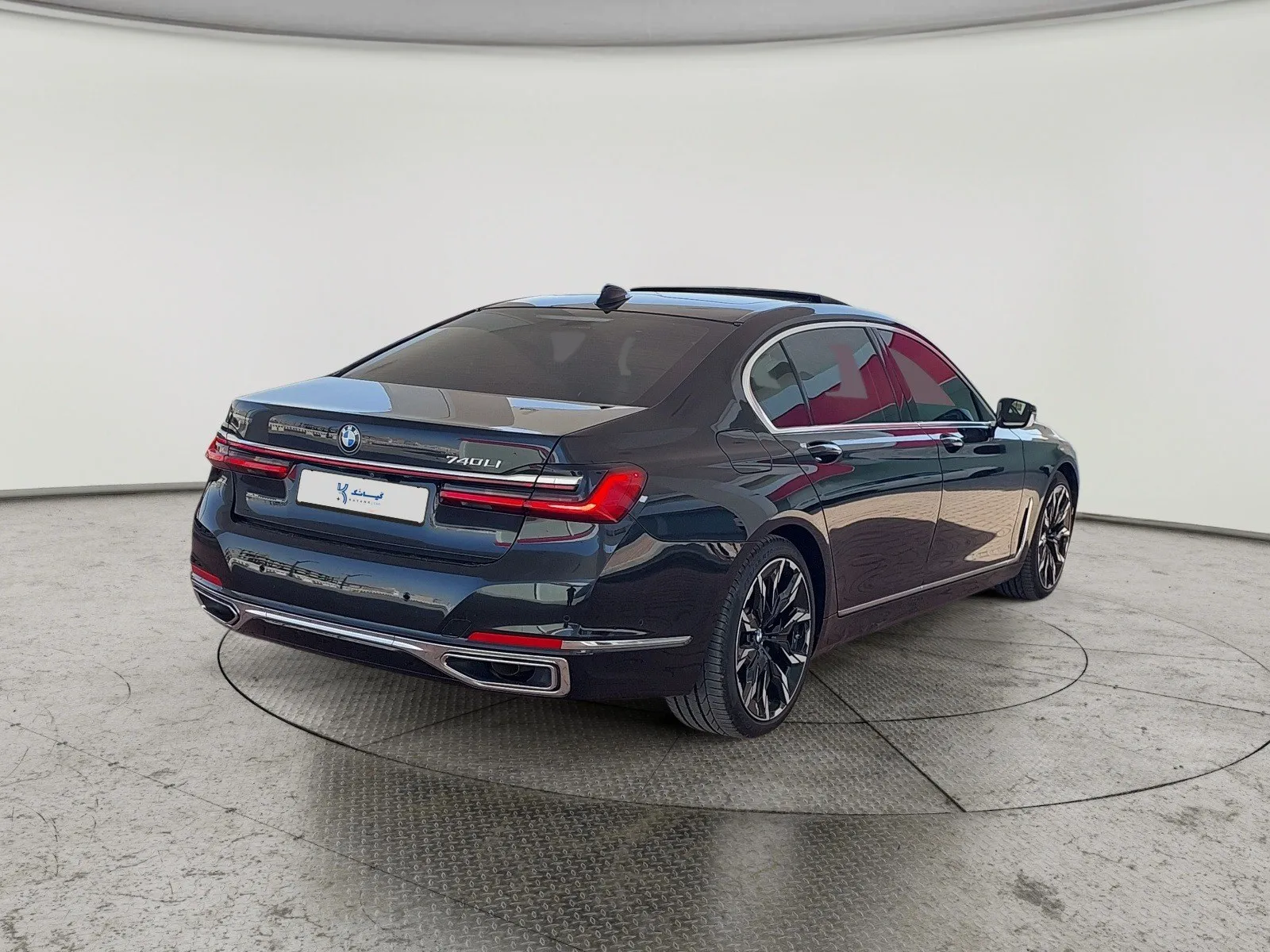 BMW 7 Series 740Li 2021