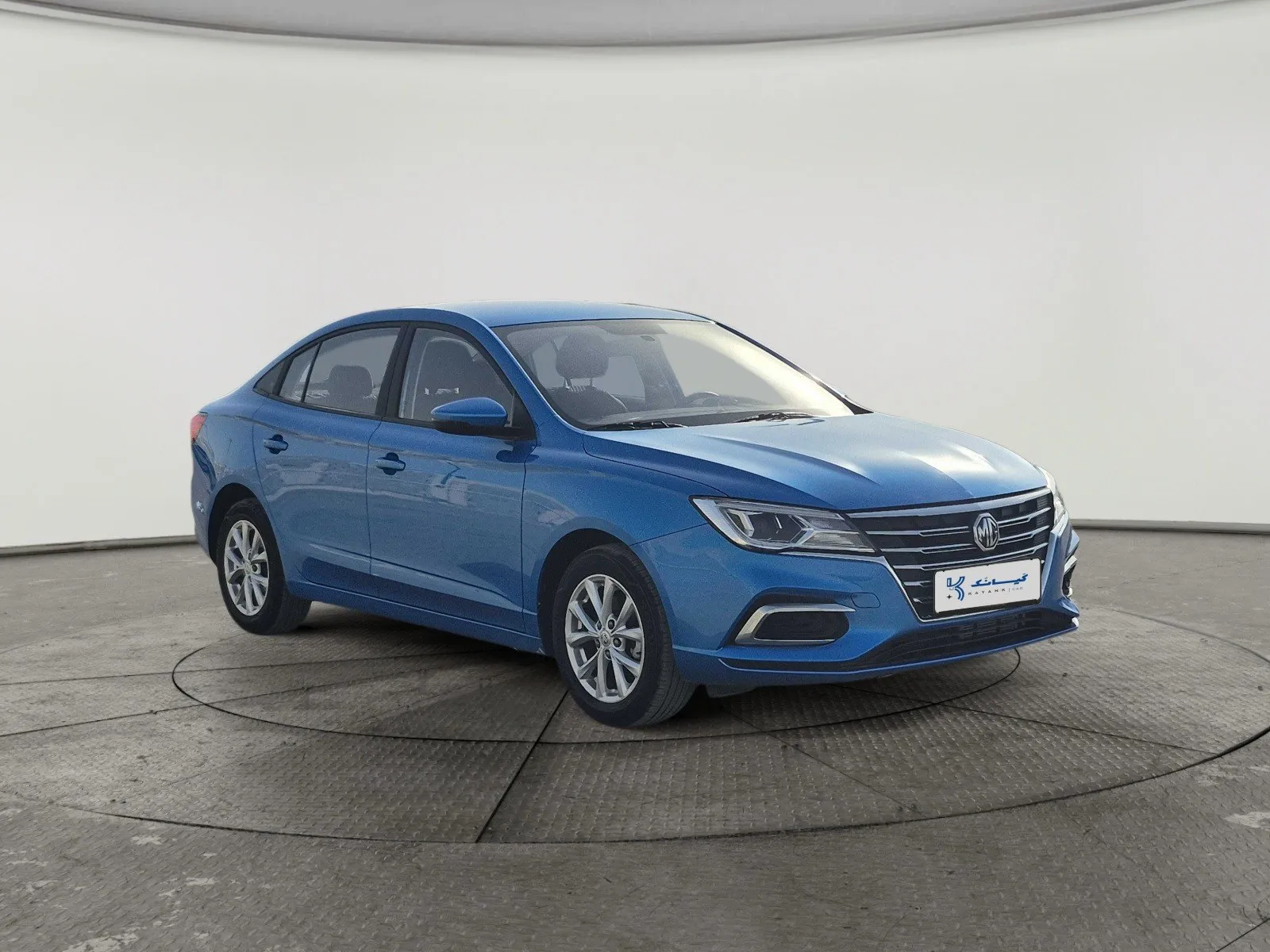 MG 5 STD 2025
