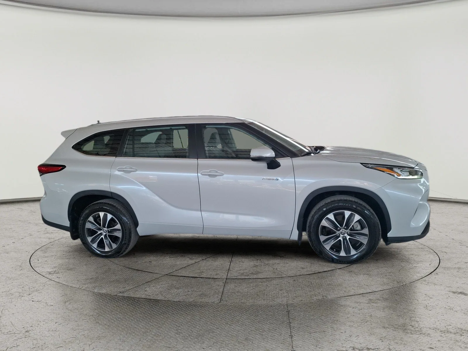 Toyota Highlander GLE 2023