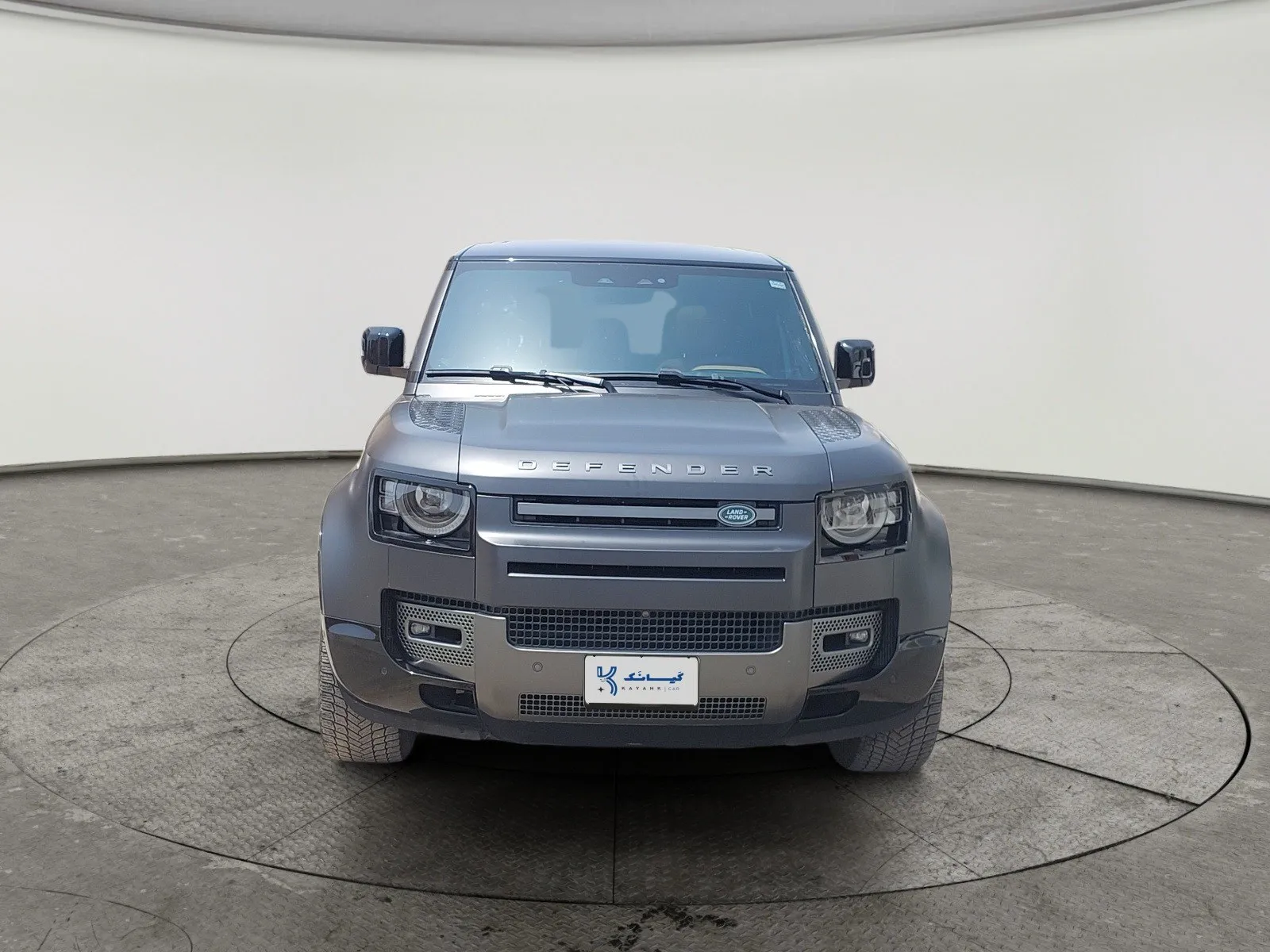 Land Rover Defender P525 2024