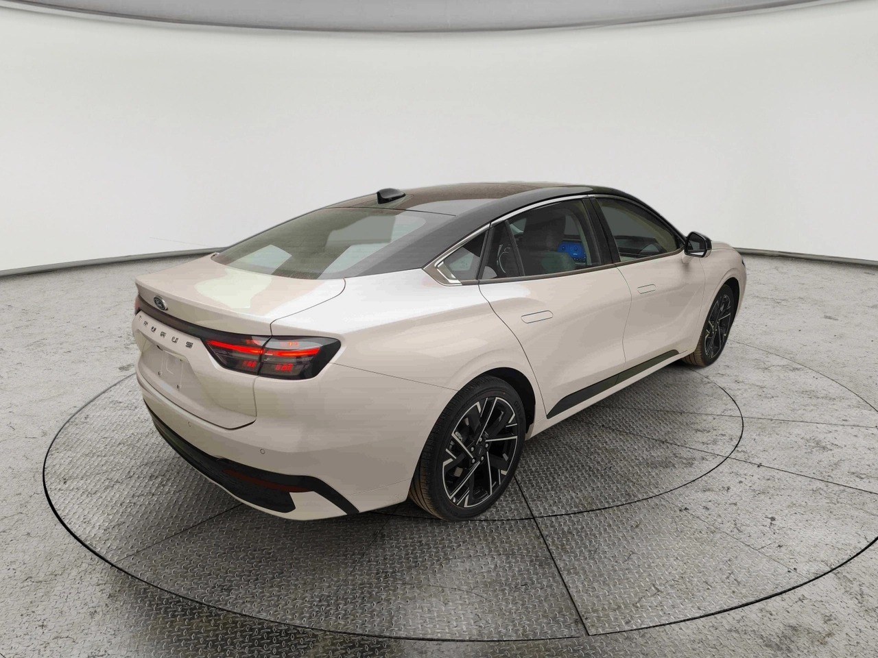 Ford Taurus Titanium New Shape 2026
