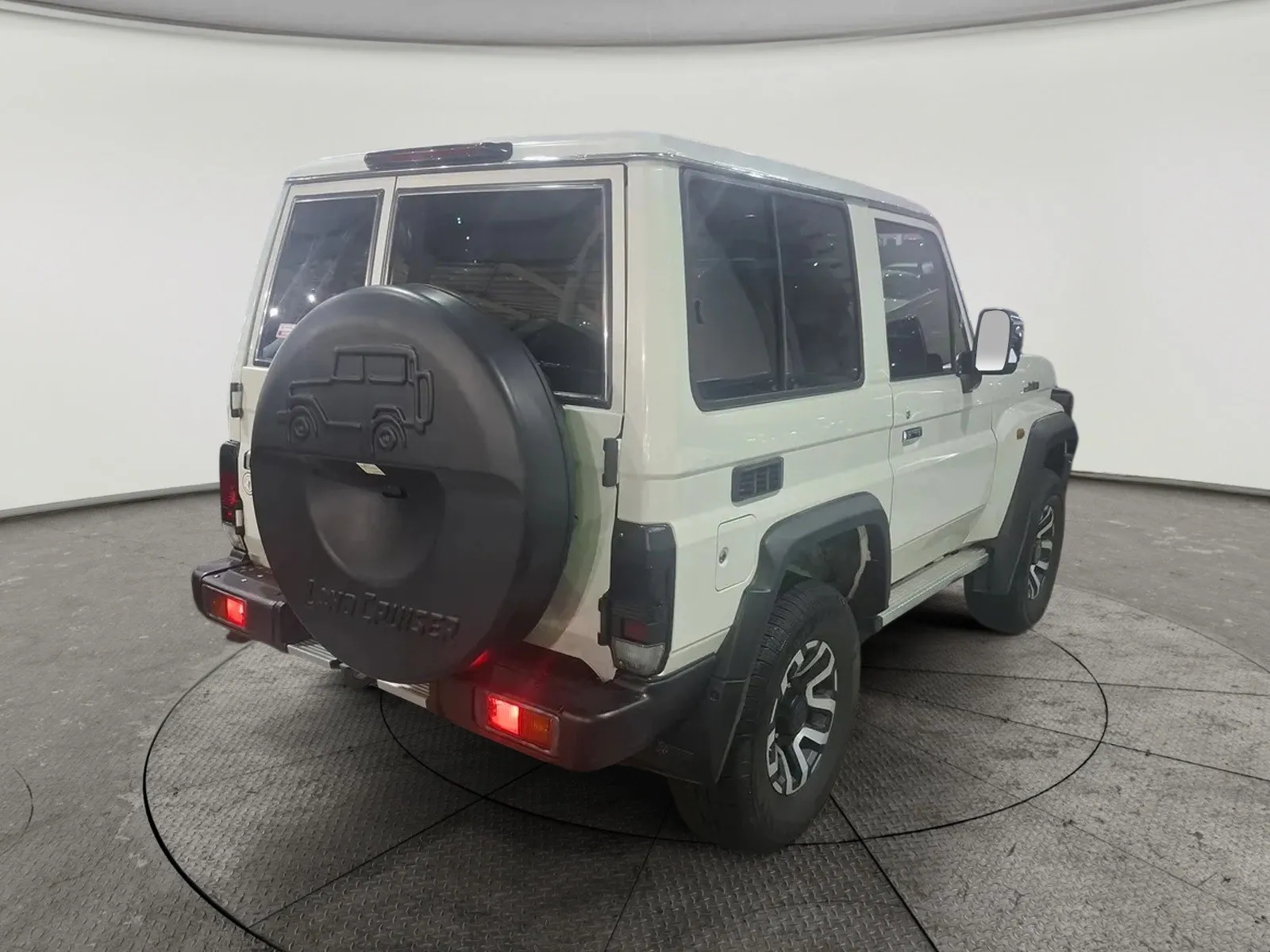 Toyota Land Cruiser 70 LX 2024