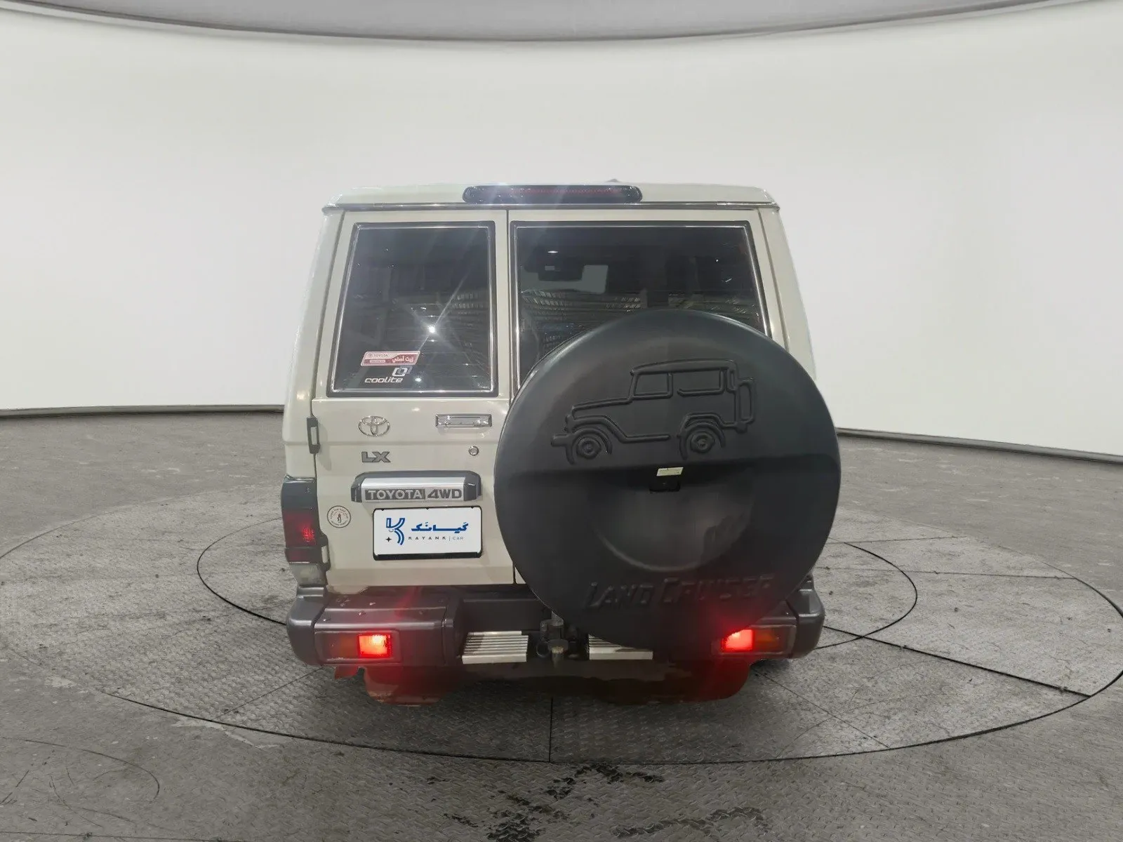Toyota Land Cruiser 70 LX 2024