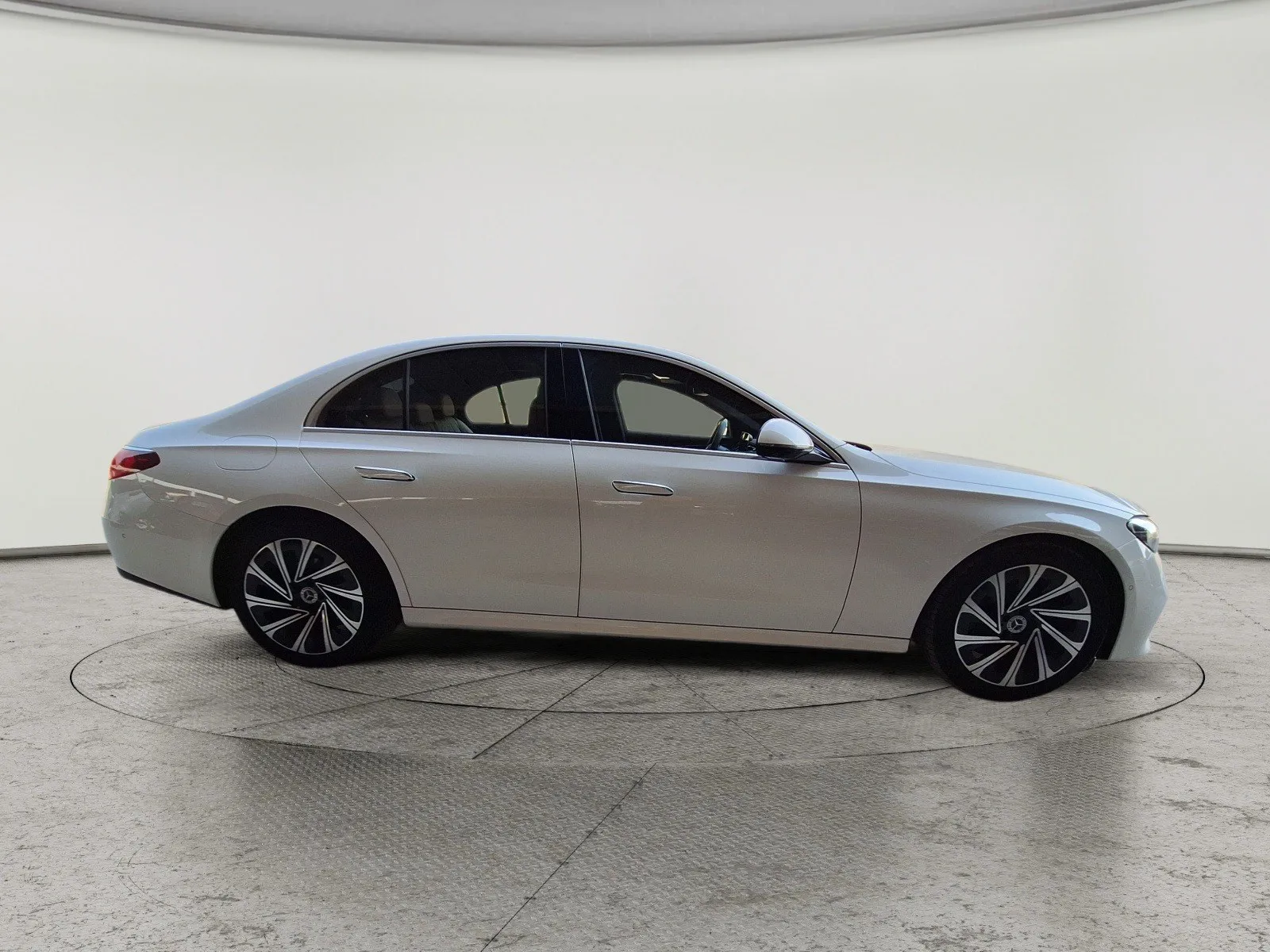 Mercedes-Benz E 200 2024