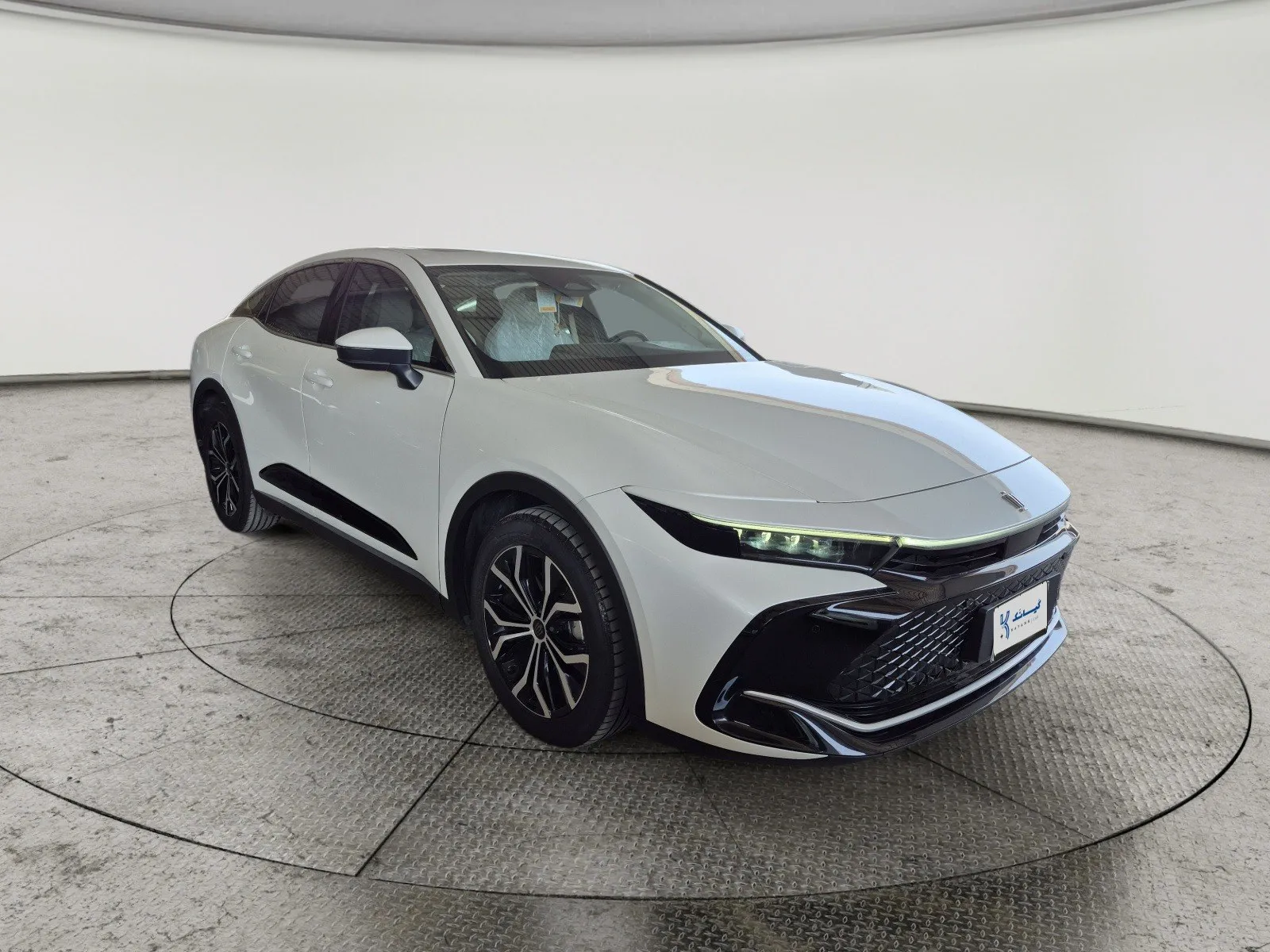 Toyota Crown Premium 2023