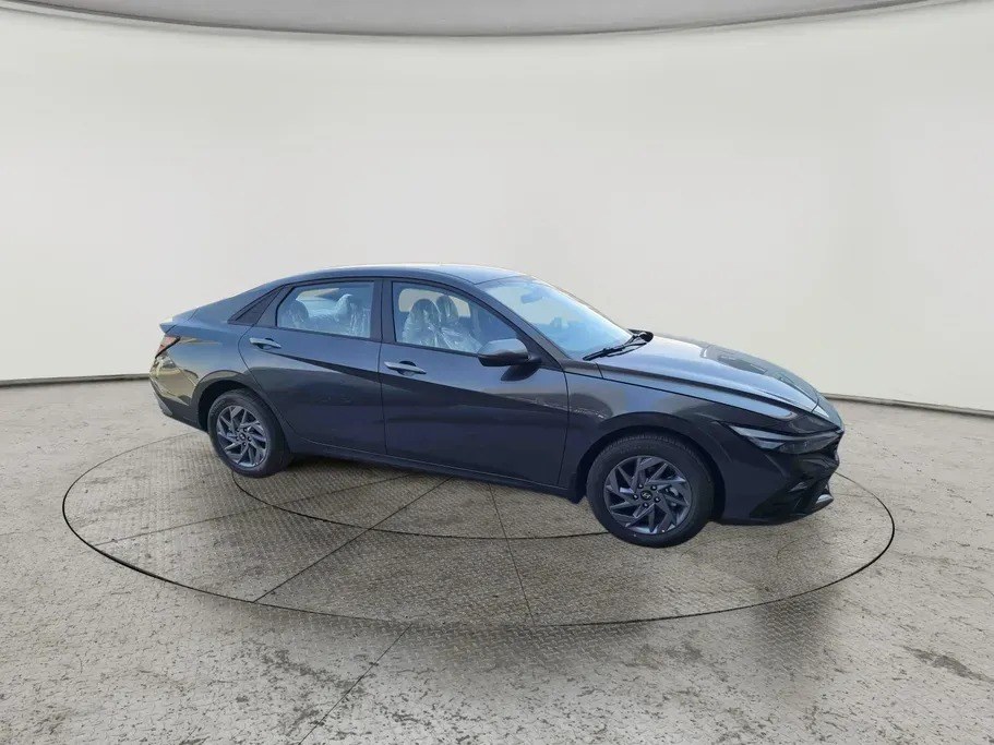 Hyundai Elantra Smart China 2026