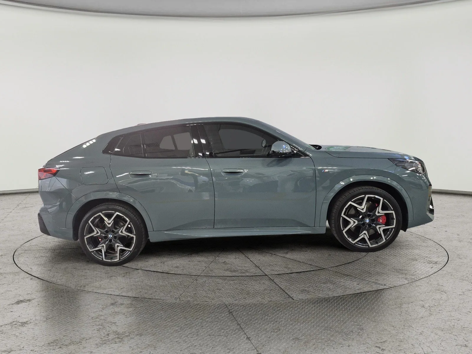 BMW X Series 2 xDrive 20i 2025
