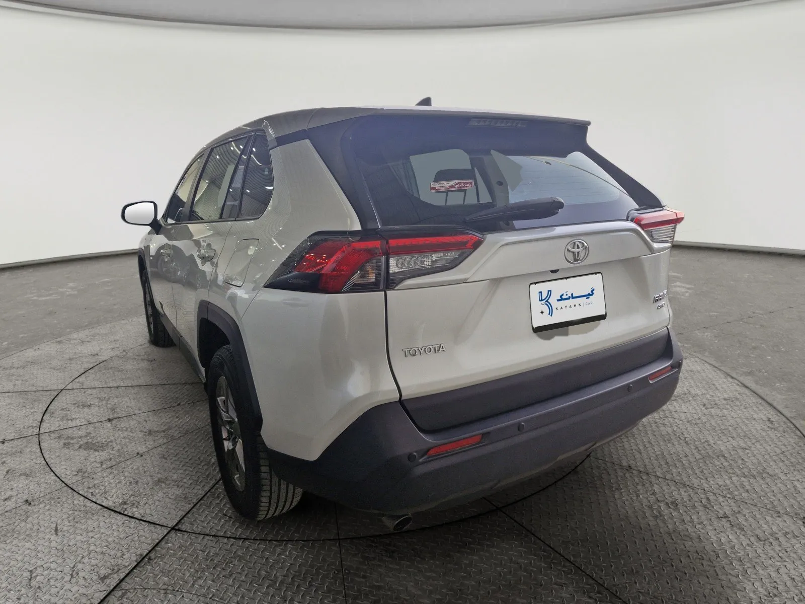 Toyota RAV4 LE 2023
