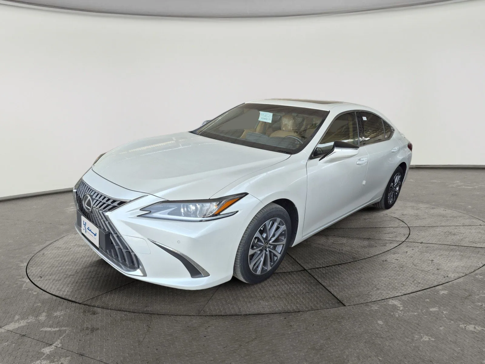 Lexus ES 300 H 2024