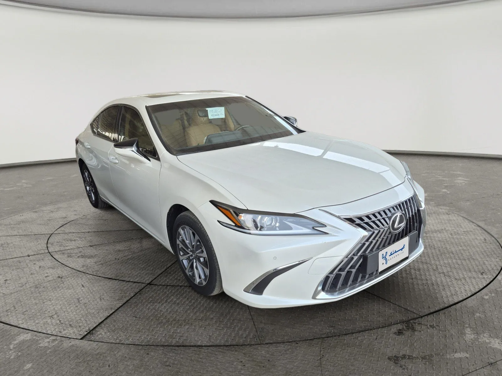 Lexus ES 300 H 2024