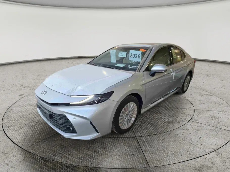 Toyota Camry LE 2026