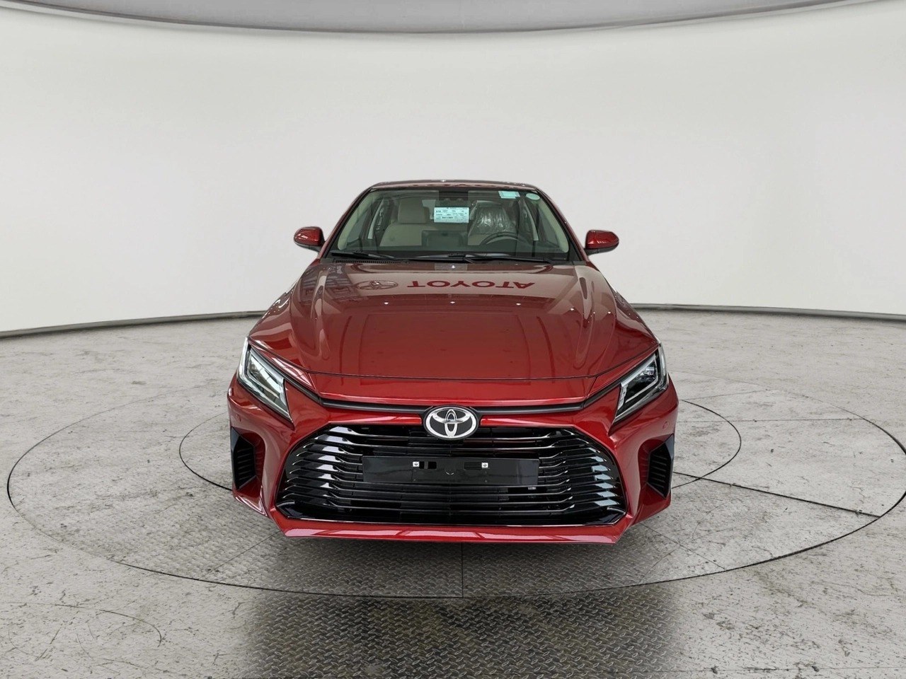 Toyota Yaris Y Plus 2026