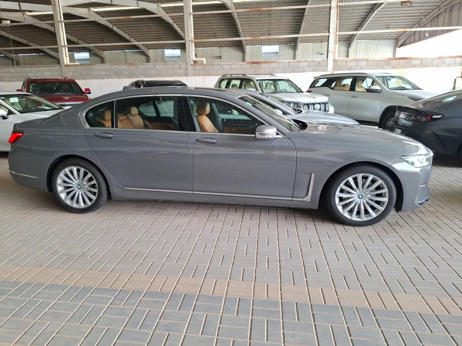 BMW 7 Series 730Li 2022