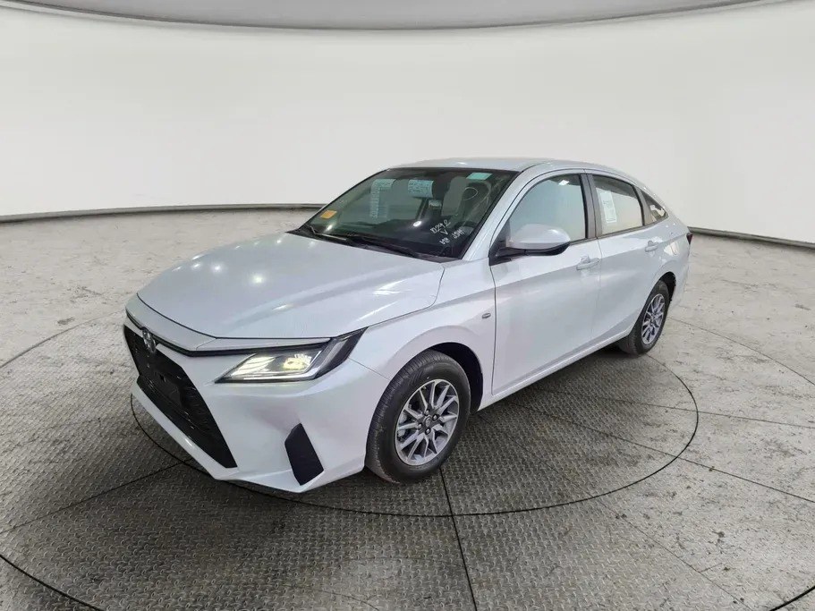 Toyota Yaris Y 2026