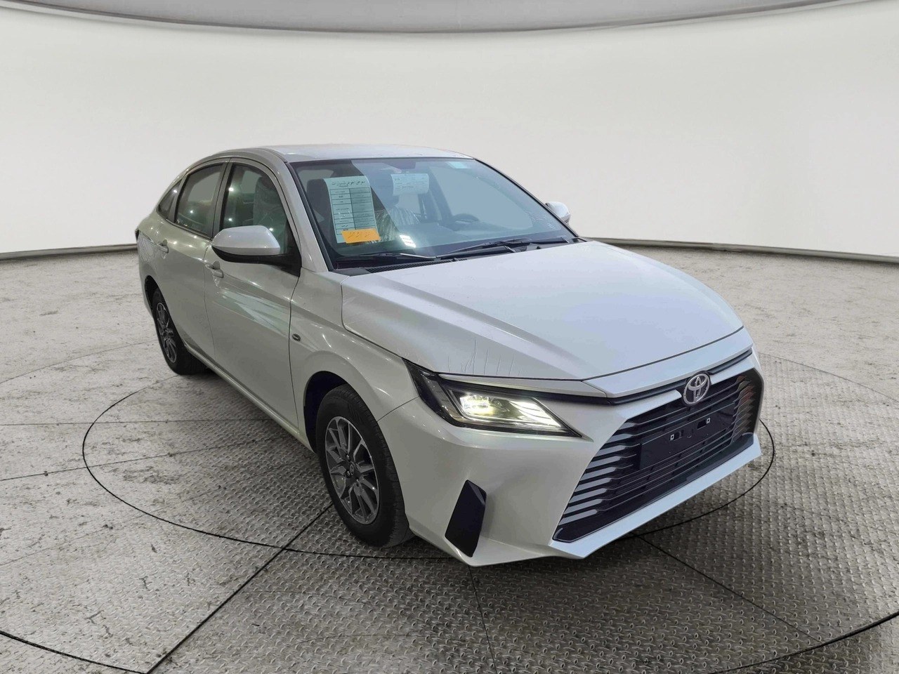 Toyota Yaris Y 2026
