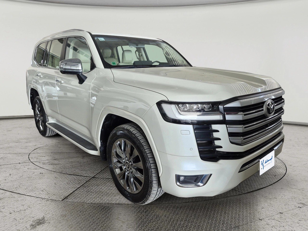 Toyota Land Cruiser VX 2023
