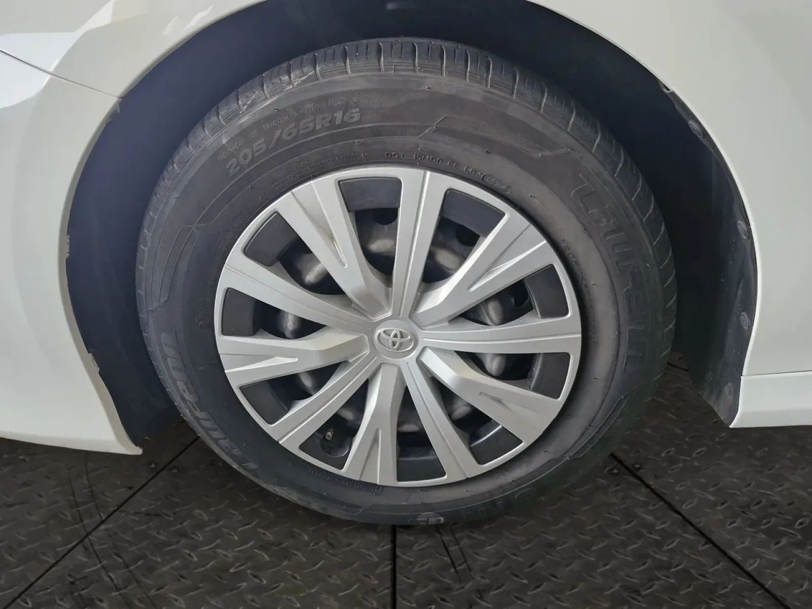 Toyota Camry LE 2023