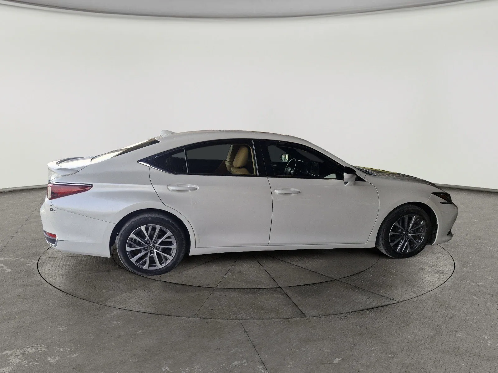 Lexus ES 300 H 2023