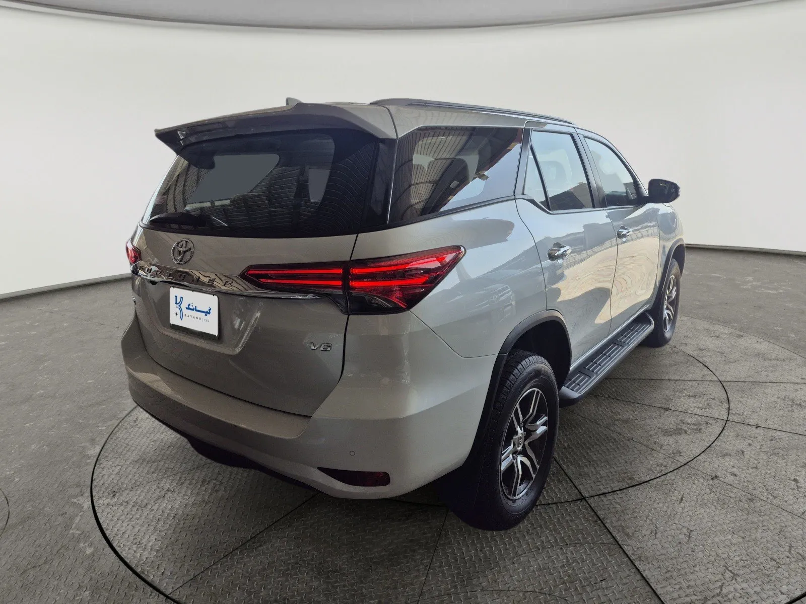 Toyota Fortuner VX 2023