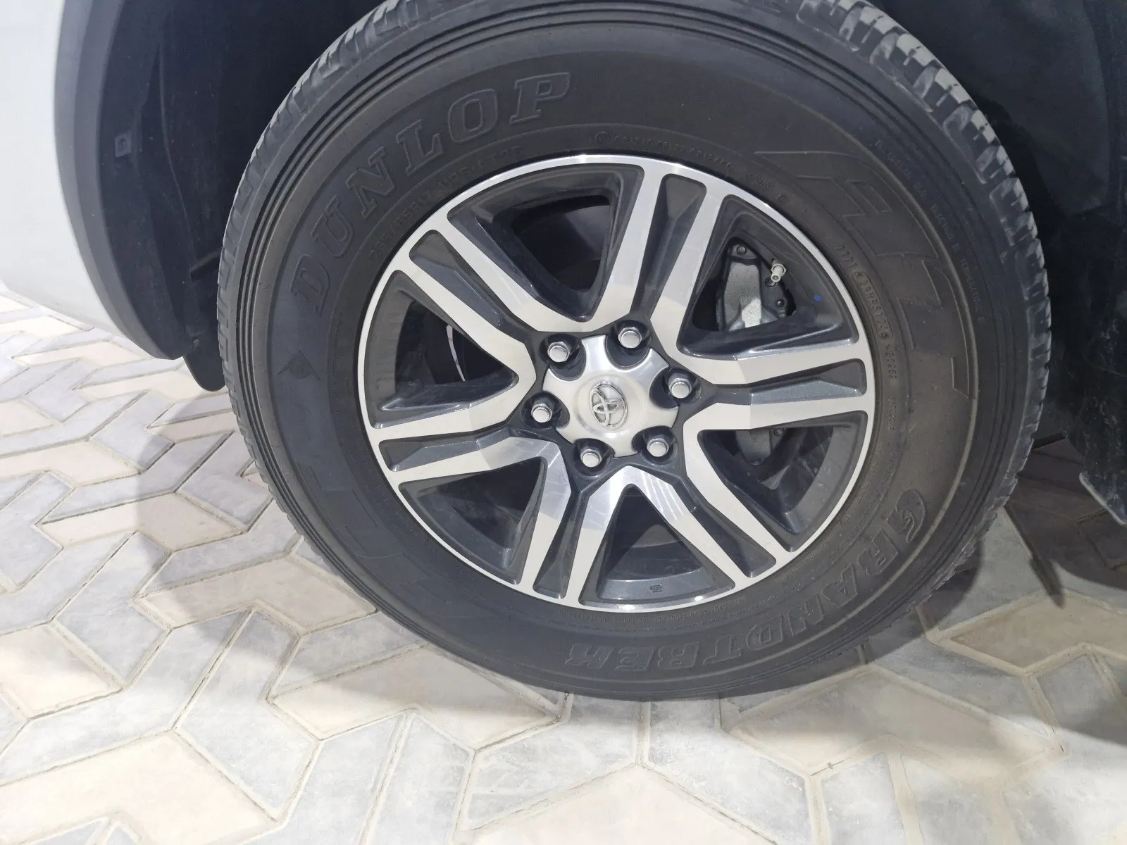 Toyota Fortuner GX2 2024
