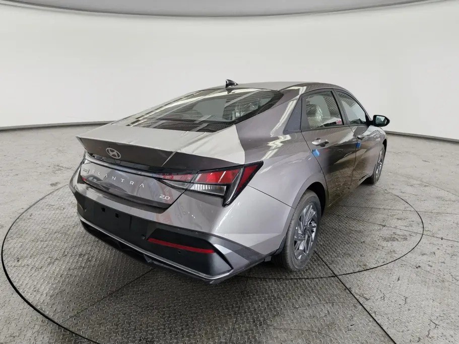 Hyundai Elantra Smart China 2026