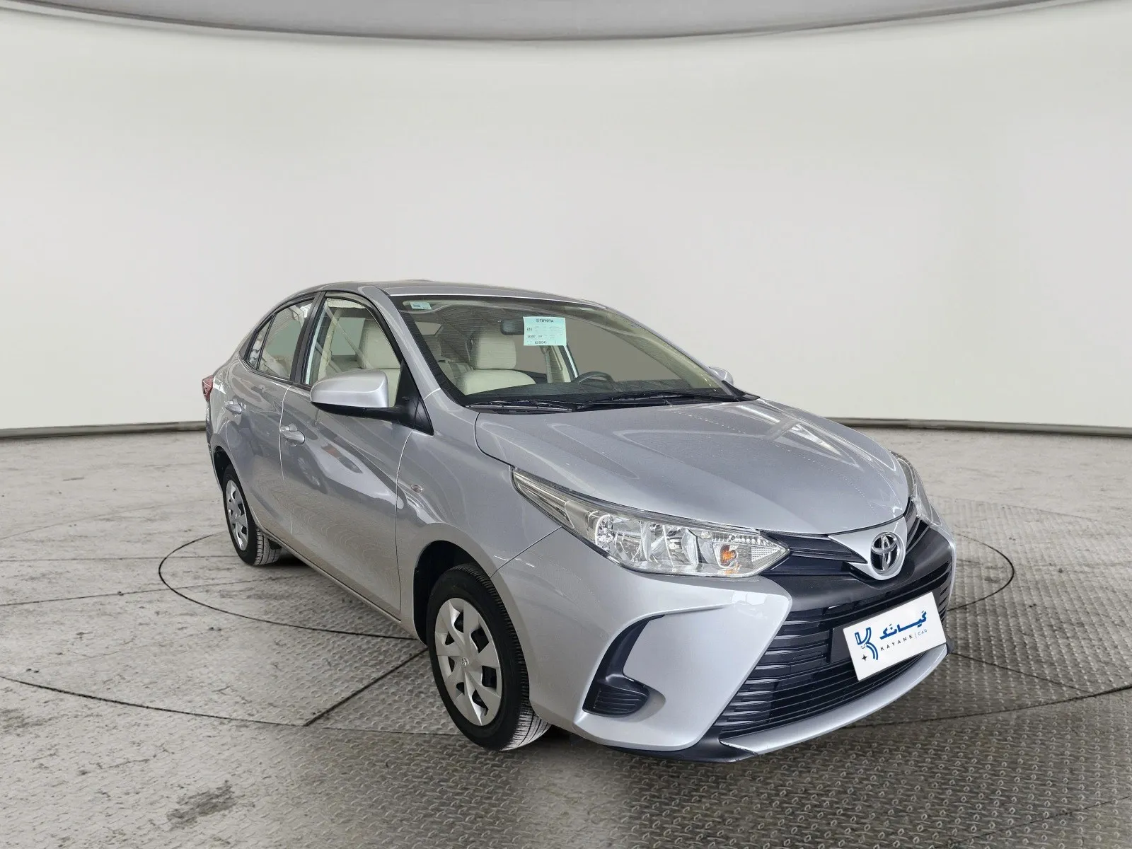 Toyota Yaris Y FLT 2022
