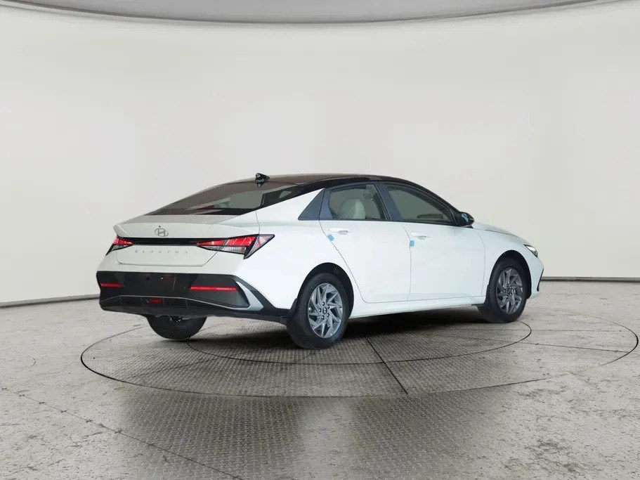 Hyundai Elantra Smart China 2026