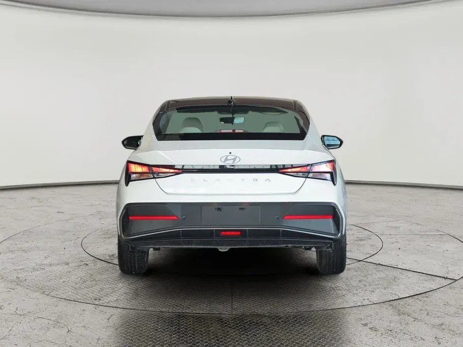 Hyundai Elantra Smart China 2026
