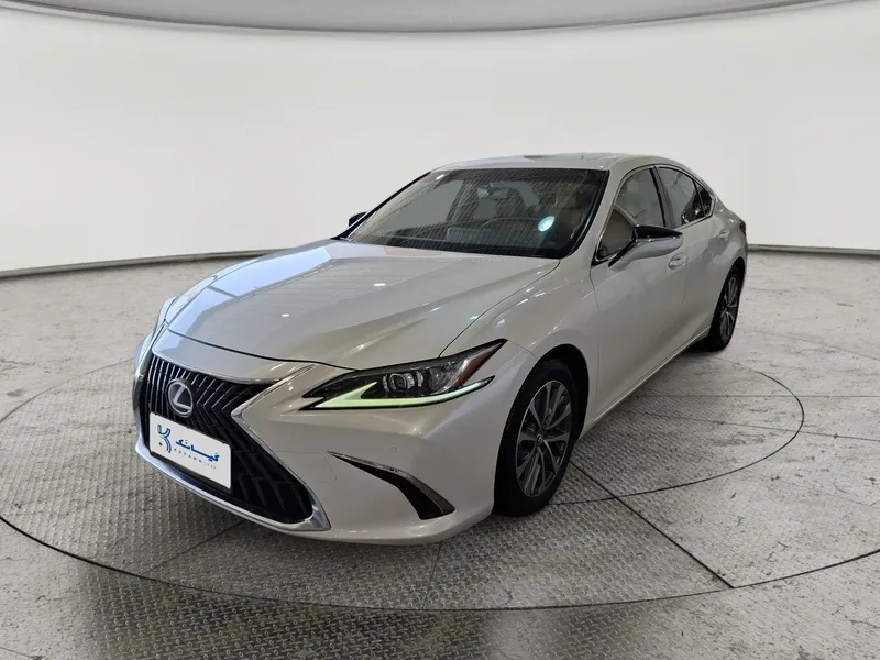 Lexus ES 2023