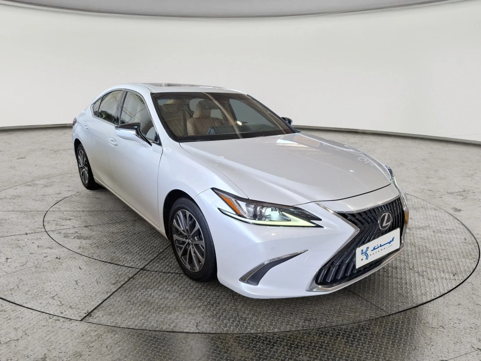 Lexus ES 300 H 2023