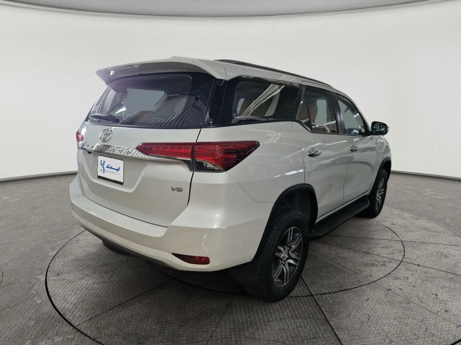 Toyota Fortuner VX 2024