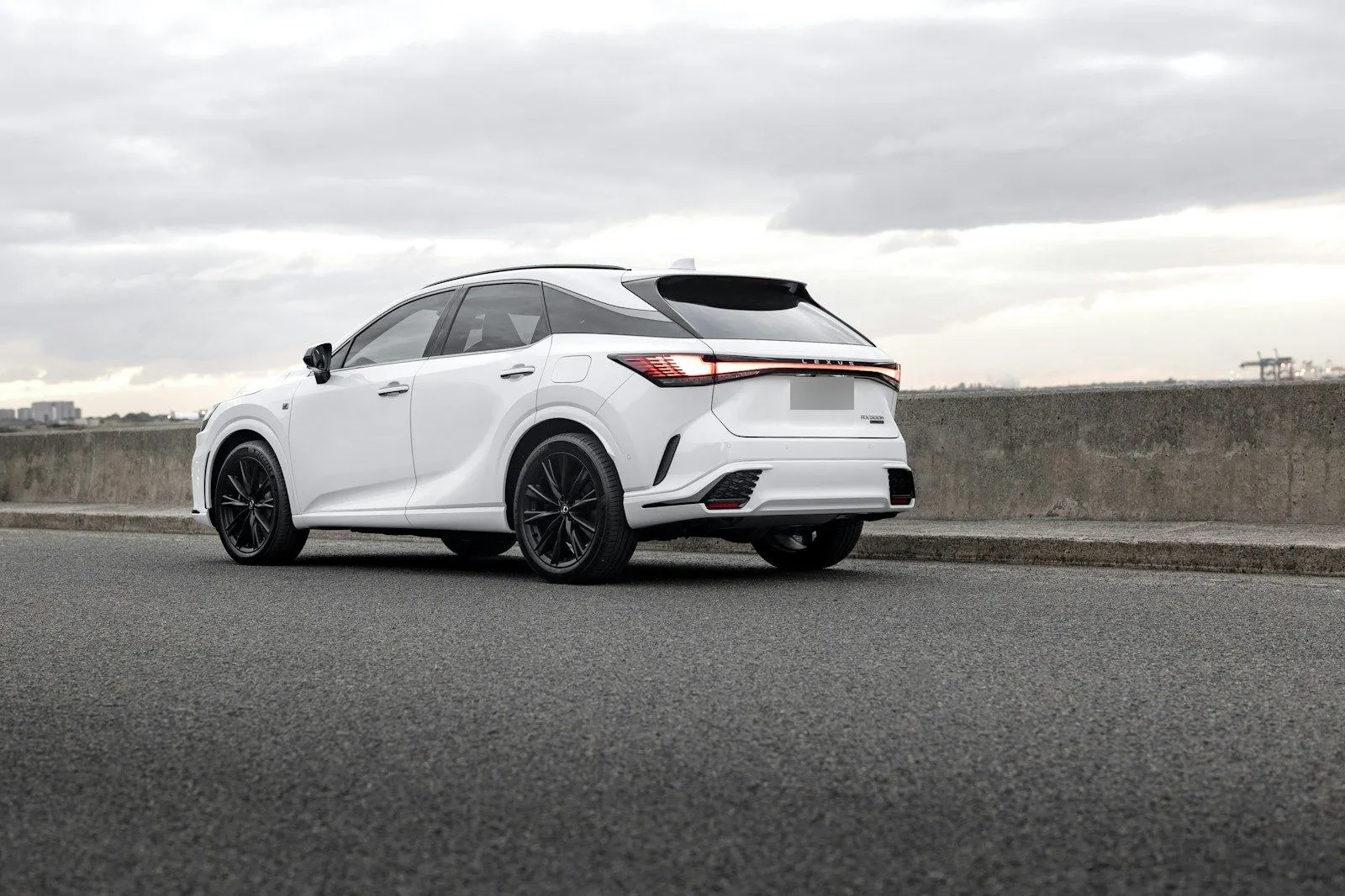 Lexus RX 500h F Sport Performance 2025