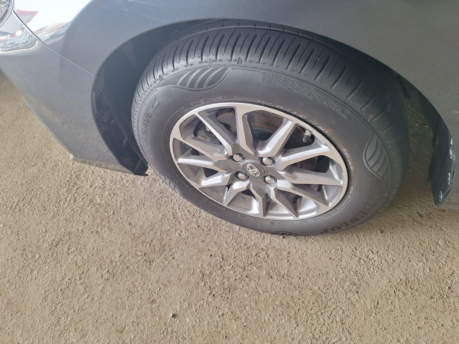 Toyota Yaris Y 2024