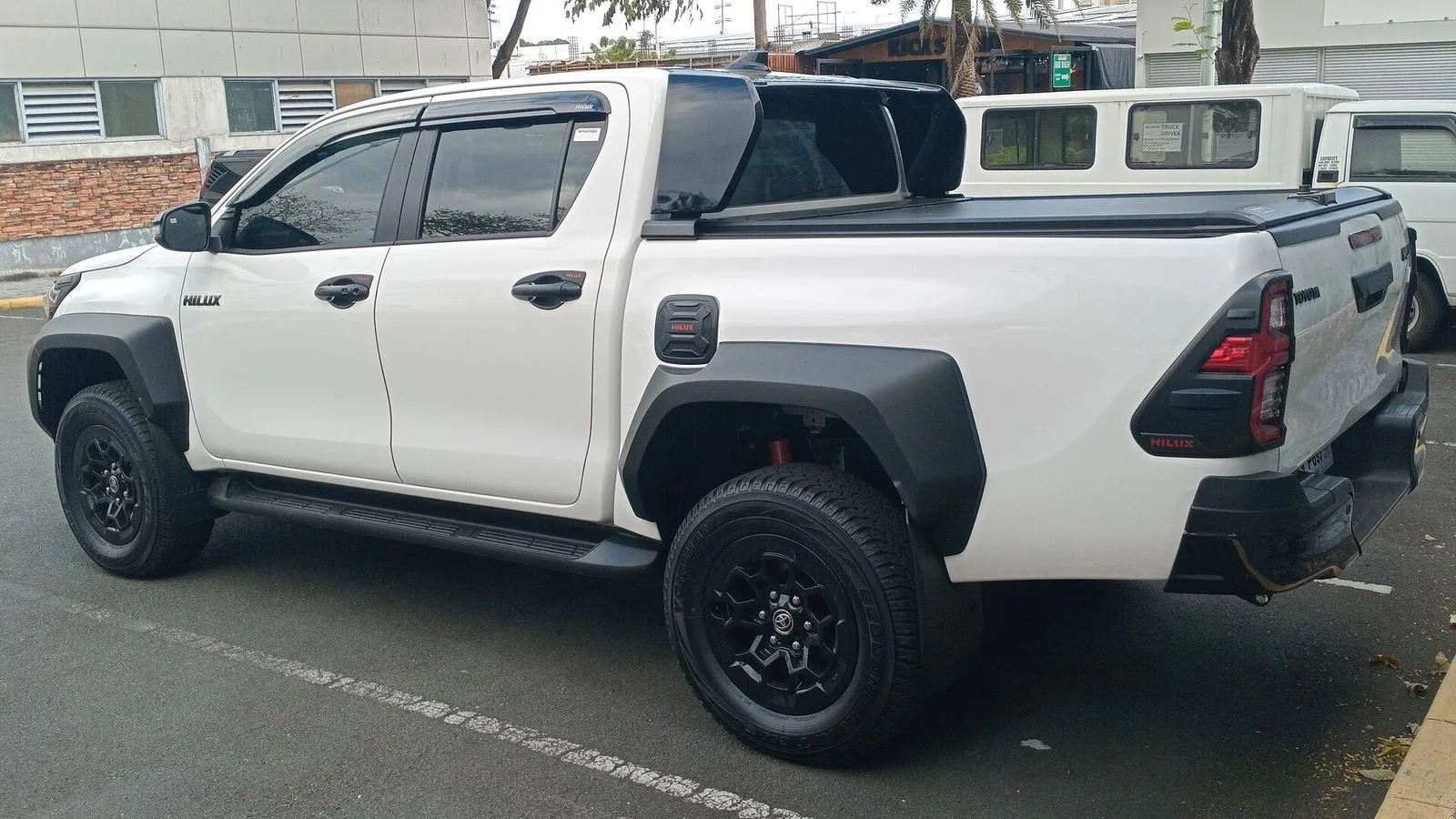 Toyota Hilux GR Sport Double Cab 2023