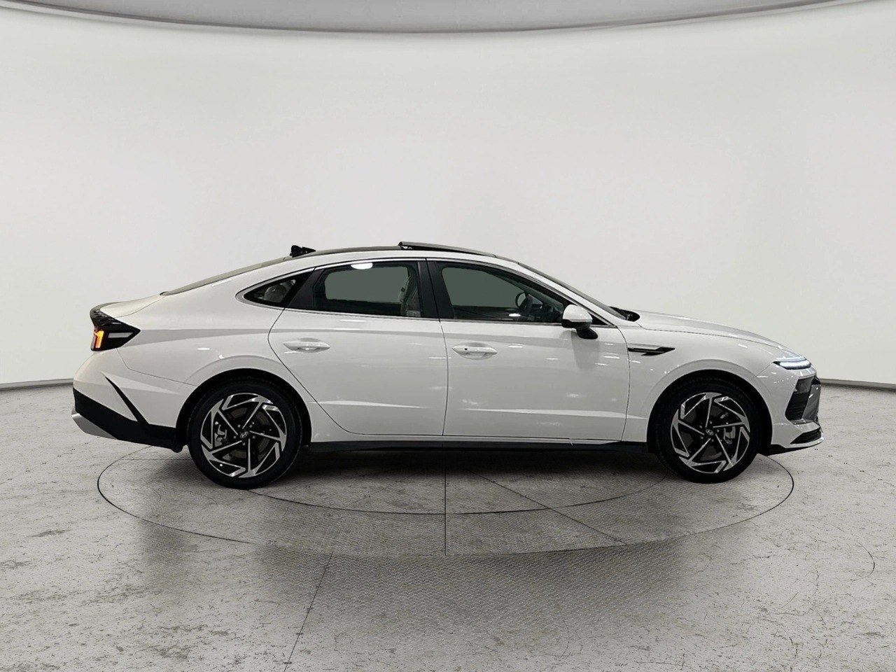 Hyundai Sonata Smart 2026
