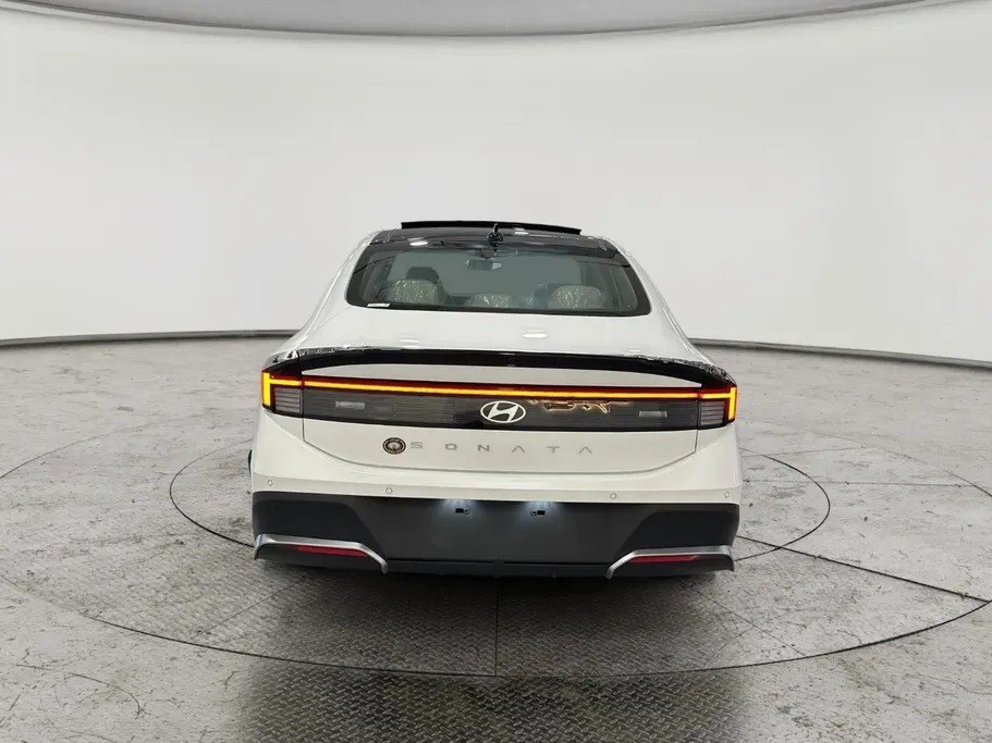 Hyundai Sonata Smart 2026