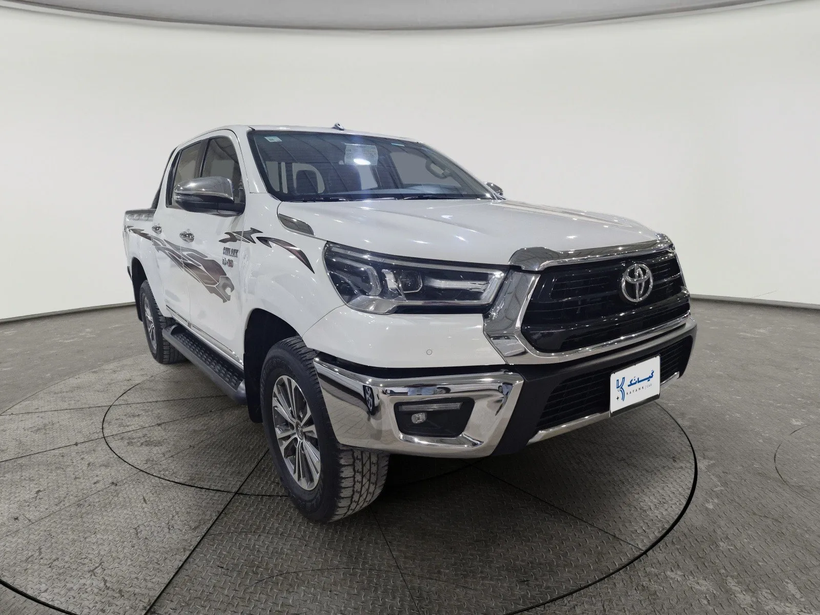 Toyota Hilux SGLX 4X4 AT DSL Double Cab 2024