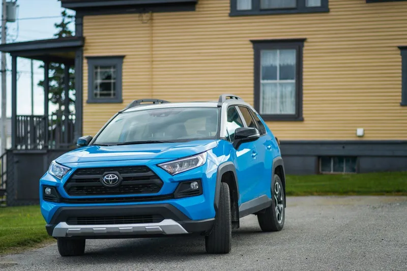 Toyota RAV4 2021