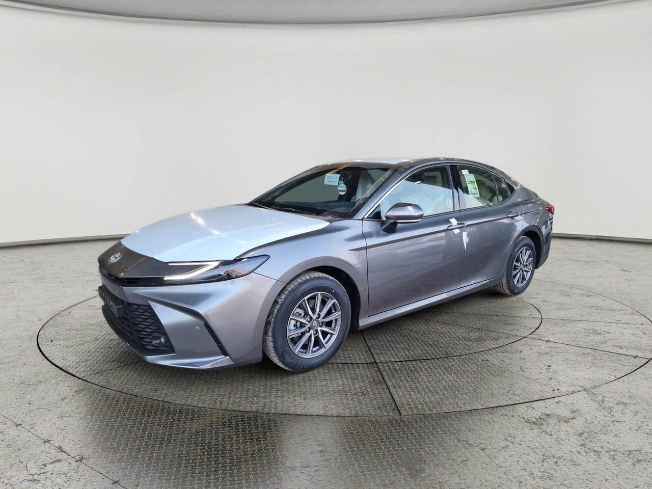 Toyota Camry E 2026