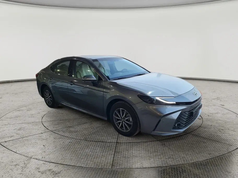 Toyota Camry E 2026