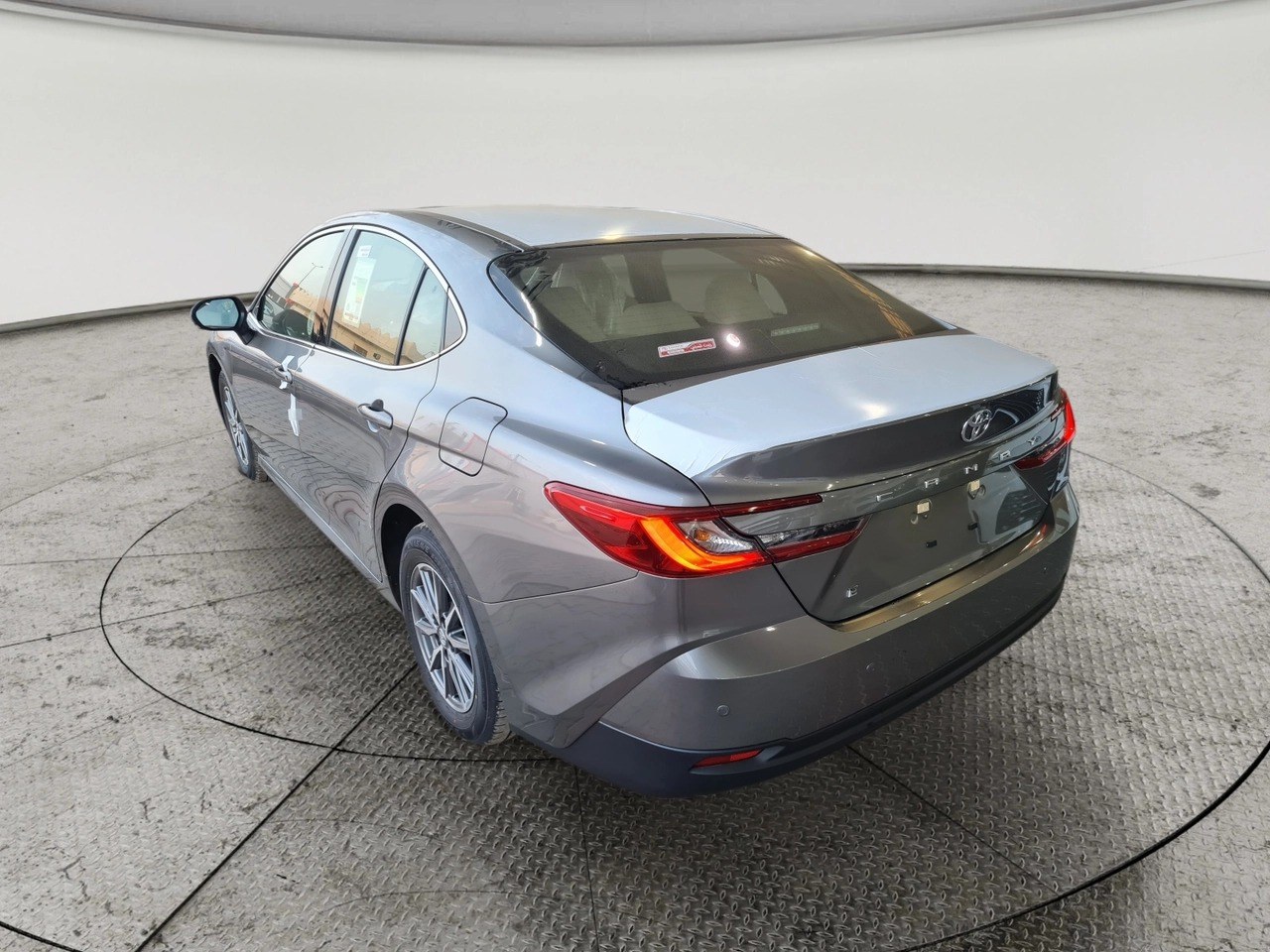 Toyota Camry E 2026
