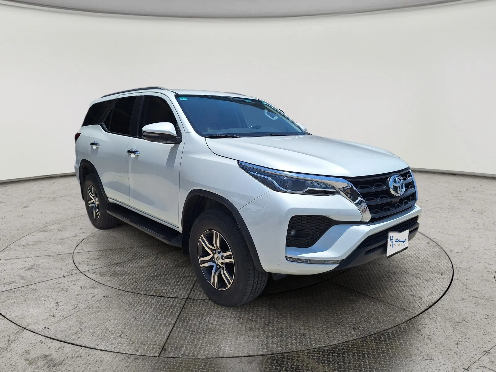 Toyota Fortuner VX 2023
