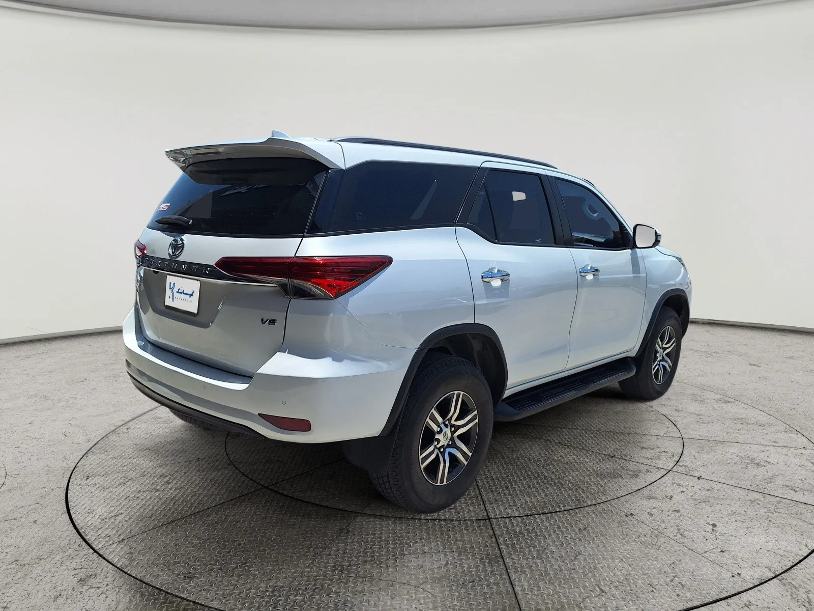 Toyota Fortuner VX 2023
