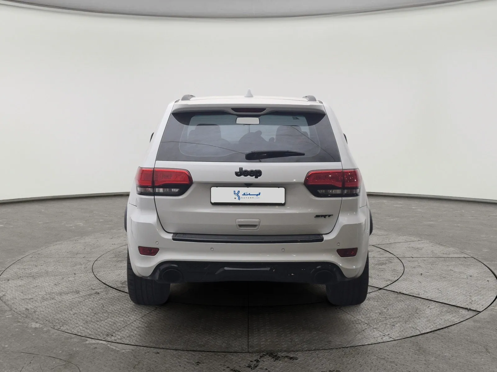 Jeep Grand Cherokee ليمتد 2016
