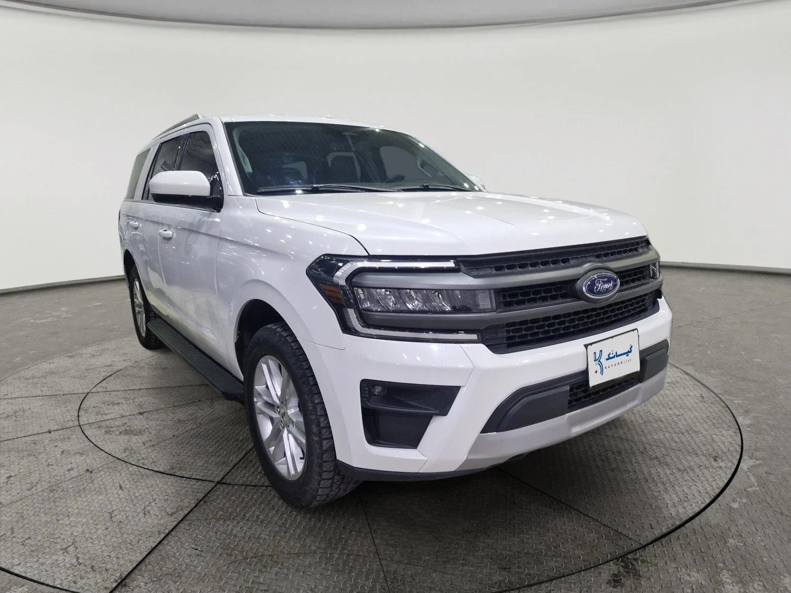 Ford Expedition XLT 2024