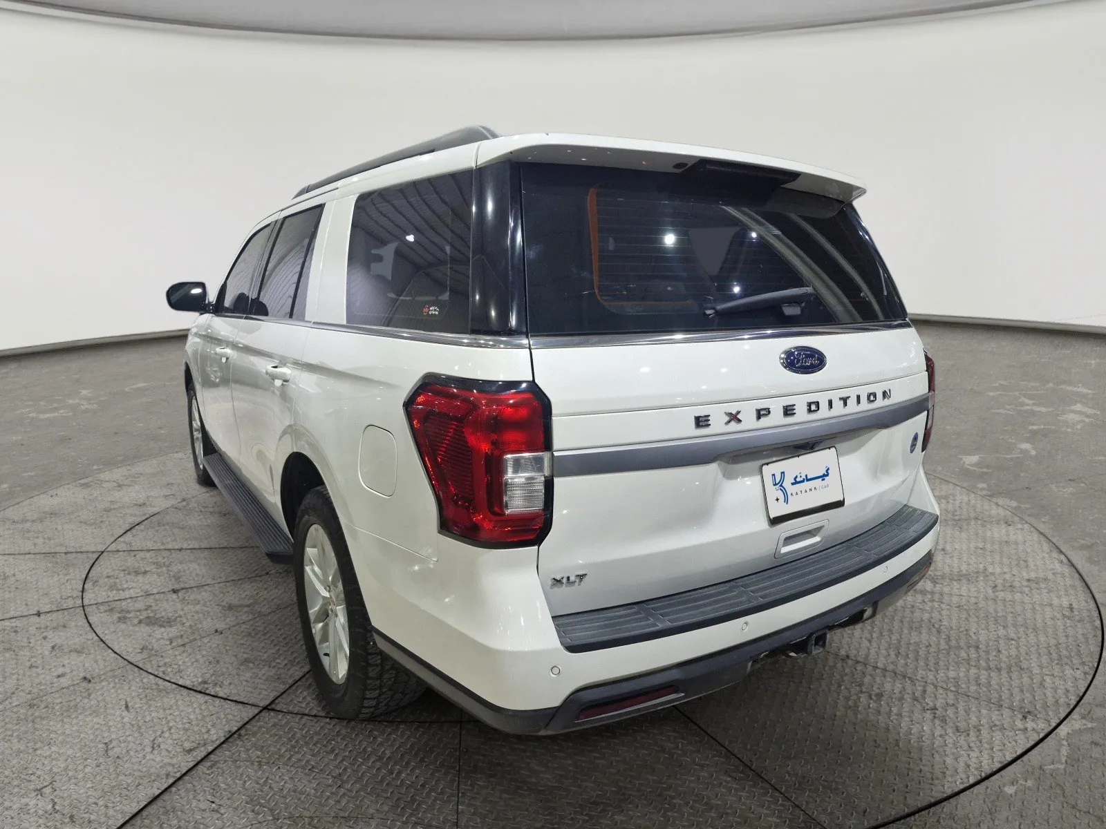 Ford Expedition XLT 2024